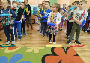 Drużyny sportowe przygotowują się do wykonania zadania