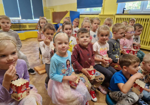 Mamy już bilety oraz popcorn zaraz zaczyna się seans