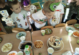 Jubilat dmucha świeczkę