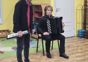 Pan opowiada o instrumentach